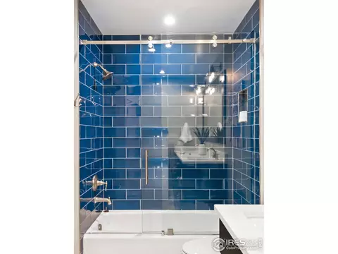 Bath - 1505 Oak Ave, Boulder, CO 80304 photo 6 of 9