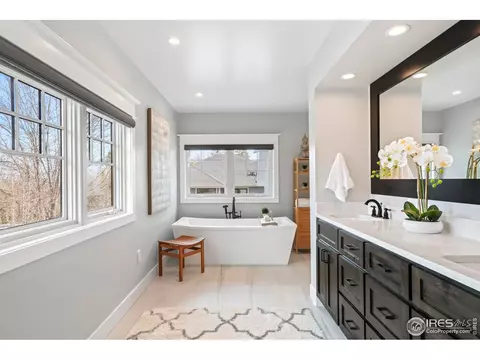 Bath - 1505 Oak Ave, Boulder, CO 80304 photo 7 of 9