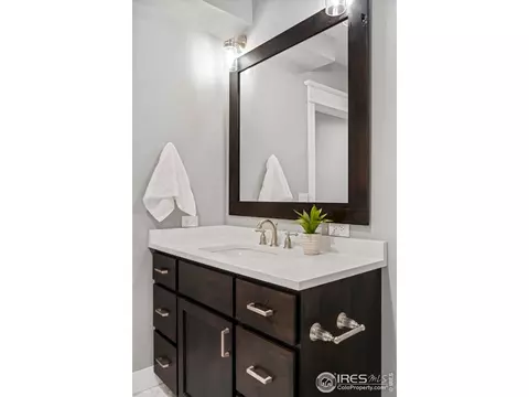 Bath - 1505 Oak Ave, Boulder, CO 80304 photo 9 of 9