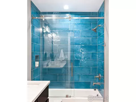 Bath - 1505 Oak Ave, Boulder, CO 80304 photo 4 of 9