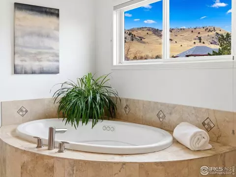 Bath - 4796 6th St, Boulder, CO 80304 photo 2 of 3