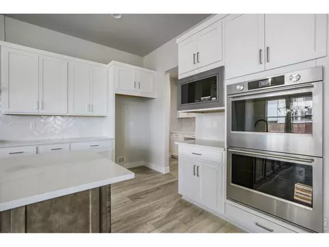 Kitchen - 1644 Sundown Run Dr, Windsor, CO 80550 photo 5 of 5