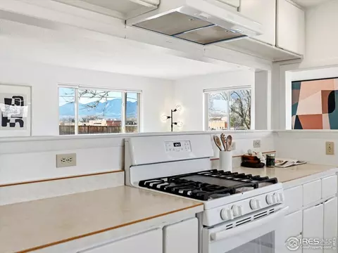 Kitchen - 6215 Baseline Rd, Boulder, CO 80303 photo 3 of 3