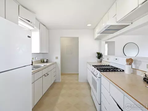 Kitchen - 6215 Baseline Rd, Boulder, CO 80303 photo 1 of 3