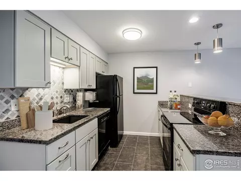 Kitchen - 665 Manhattan Dr #9, Boulder, CO 80303 photo 1 of 1
