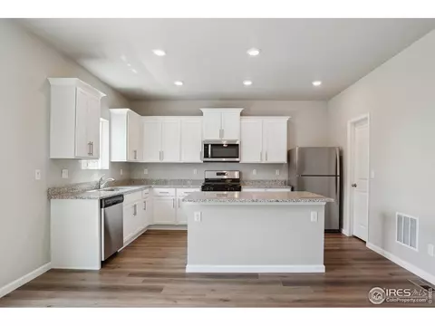 Kitchen - 962 Cascade Falls St, Severance, CO 80550 photo 2 of 4