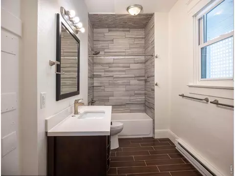 Bath - 613 Pine St, Boulder, CO 80302 photo 1 of 1