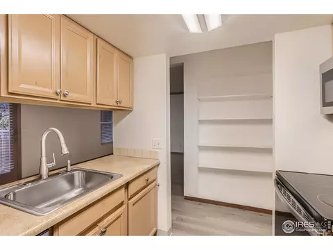 Kitchen - 1111 Maxwell Ave #105, Boulder, CO 80304 photo 2 of 3