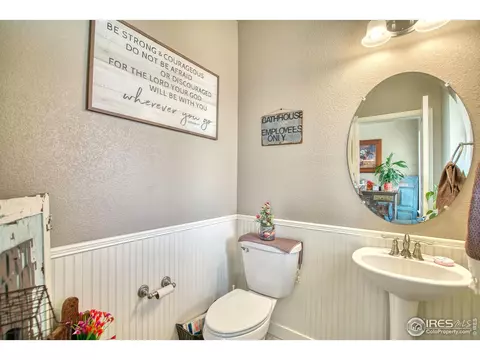 810 Ranchhand Dr, Berthoud, CO 80513 photo 4
