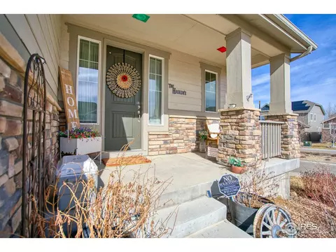 810 Ranchhand Dr, Berthoud, CO 80513 photo 2