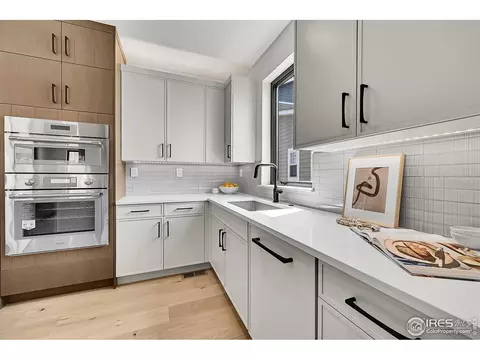 977 Saint Andrews Ln, Louisville, CO 80027