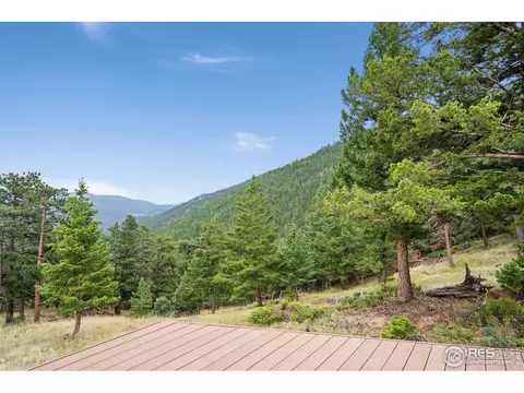 Exterior - 1000 Alaska Rd, Boulder, CO 80302 photo 9 of 10