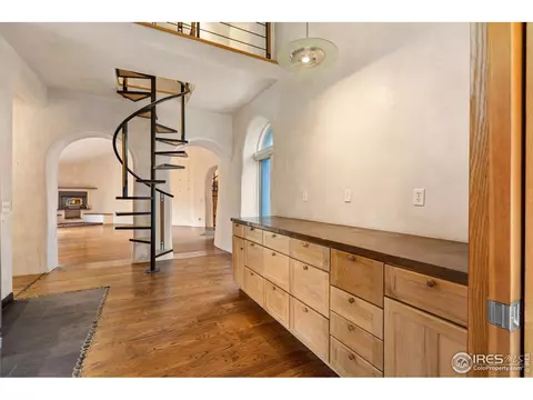 Entry Way - 1000 Alaska Rd, Boulder, CO 80302 photo 3 of 4