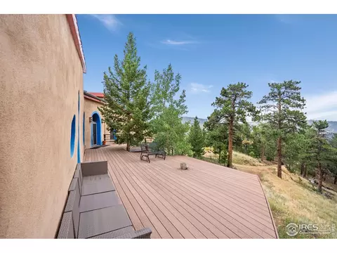 Exterior - 1000 Alaska Rd, Boulder, CO 80302 photo 6 of 10