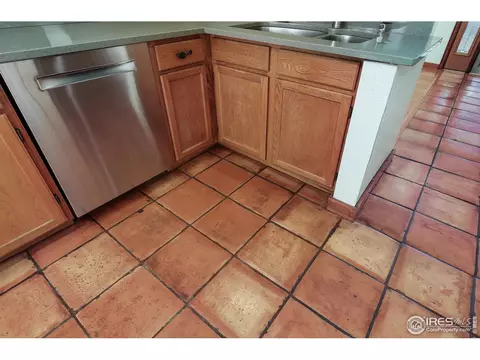 Kitchen - 302 Grant St, Frederick, CO 80530 photo 4 of 5