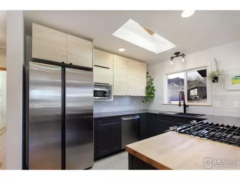 4445 Squires Cir, Boulder, CO 80305 photo 9