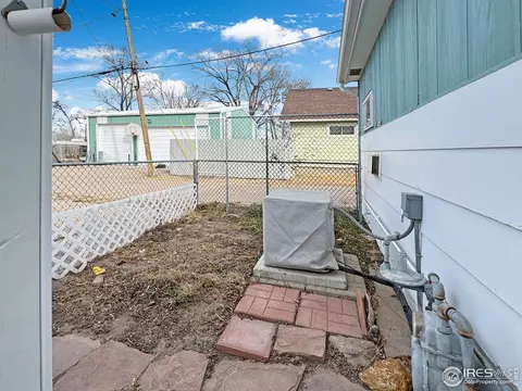 Exterior - 324 Clark St, Sterling, CO 80751 photo 6 of 9