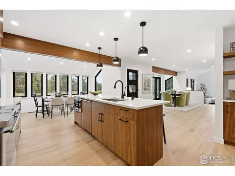 Kitchen - 7312 Island Cir, Boulder, CO 80301 photo 5 of 7
