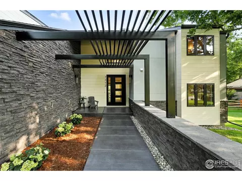 Exterior - 7312 Island Cir, Boulder, CO 80301 photo 3 of 7