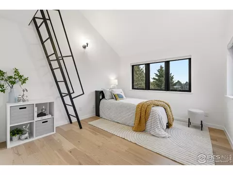 Bedroom - 7312 Island Cir, Boulder, CO 80301 photo 5 of 7