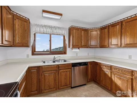 Kitchen - 15655 Mossrock Dr, Longmont, CO 80503 photo 3 of 5