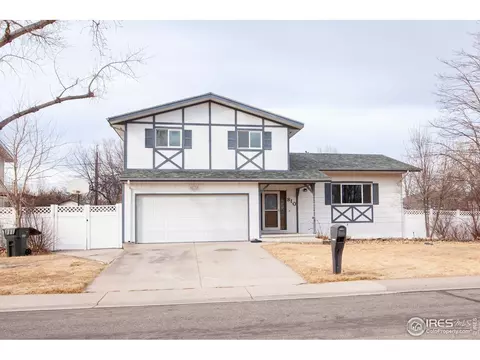 810 Holly Dr, Sterling, CO 80751