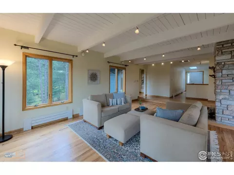 Living - 335 Pine Tree Ln, Boulder, CO 80304 photo 2 of 5