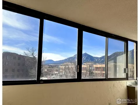 805 29th St #404, Boulder, CO 80303 photo 2