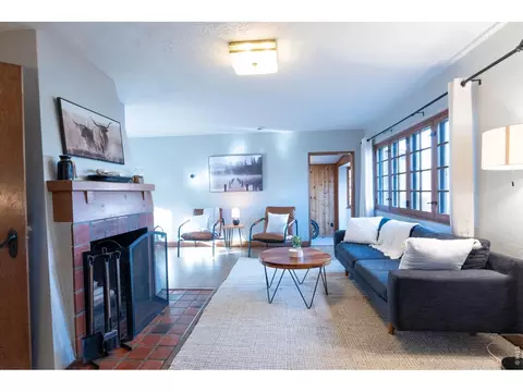 Living - 911 Lincoln Pl, Boulder, CO 80302 photo 5 of 10