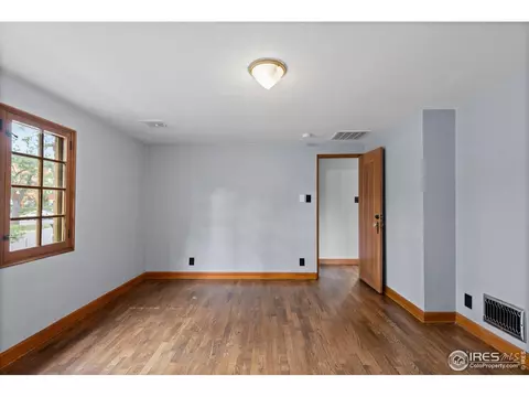 Bedroom - 911 Lincoln Pl, Boulder, CO 80302 photo 5 of 6