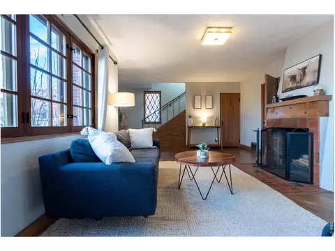 Living - 911 Lincoln Pl, Boulder, CO 80302 photo 7 of 10
