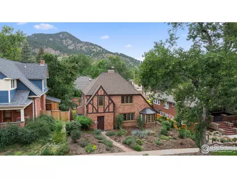 Exterior - 911 Lincoln Pl, Boulder, CO 80302 photo 2 of 8