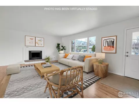 Living - 4453 Hamilton Ct, Boulder, CO 80305 photo 5 of 10