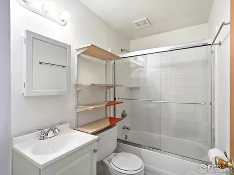 Bath - 4855 Edison Ave #A, Boulder, CO 80301 photo 1 of 1
