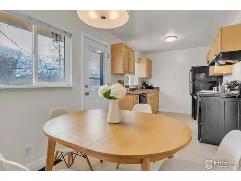 Dining - 780 33rd St, Boulder, CO 80303 photo 3 of 3