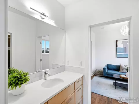 Bath - 835 Yellow Pine Ave, Boulder, CO 80304 photo 5 of 6