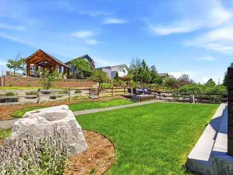 Exterior - 835 Yellow Pine Ave, Boulder, CO 80304 photo 7 of 8