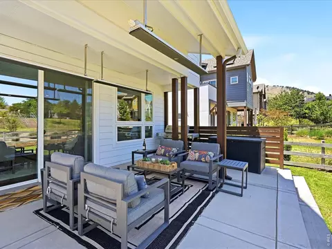 Exterior - 835 Yellow Pine Ave, Boulder, CO 80304 photo 3 of 8