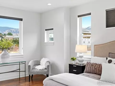 Bedroom - 835 Yellow Pine Ave, Boulder, CO 80304 photo 2 of 3