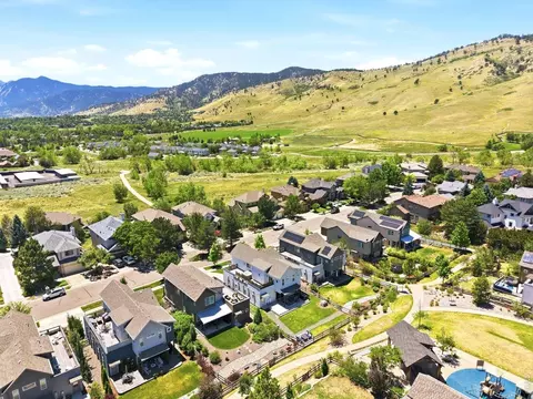 View/Area - 835 Yellow Pine Ave, Boulder, CO 80304 photo 4 of 5