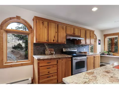 Kitchen - 35 Cody Ct, Lyons, CO 80540 photo 5 of 5