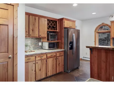 Kitchen - 35 Cody Ct, Lyons, CO 80540 photo 4 of 5