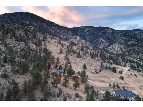 View/Area - 35 Cody Ct, Lyons, CO 80540 photo 2 of 5