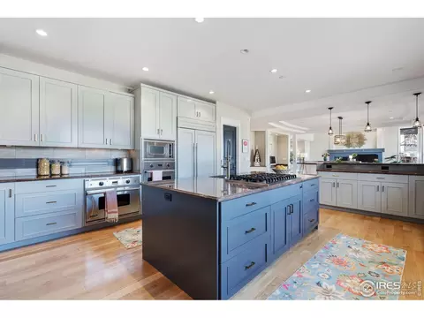 Kitchen - 7205 Rustic Trl, Boulder, CO 80301 photo 6 of 7