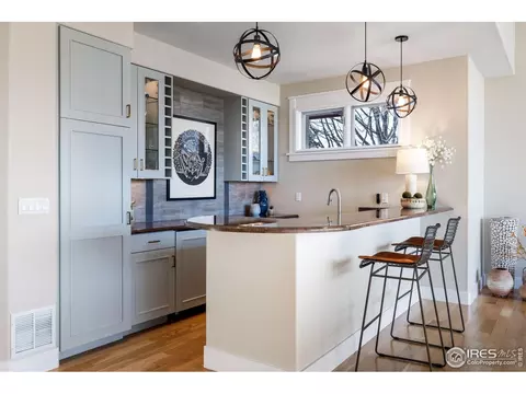 Kitchen - 7205 Rustic Trl, Boulder, CO 80301 photo 3 of 7