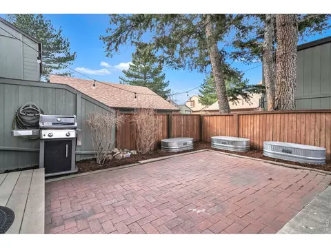 Exterior - 4286 Greenbriar Blvd, Boulder, CO 80305 photo 3 of 10