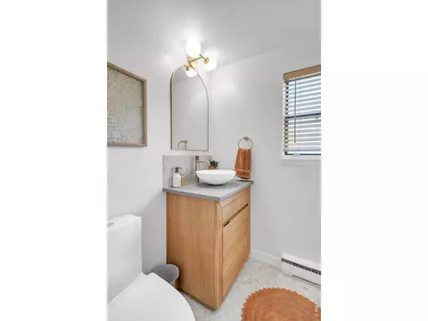 Bath - 4286 Greenbriar Blvd, Boulder, CO 80305 photo 1 of 4
