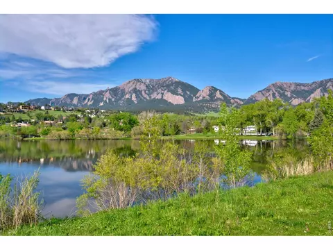 View/Area - 4286 Greenbriar Blvd, Boulder, CO 80305 photo 2 of 2