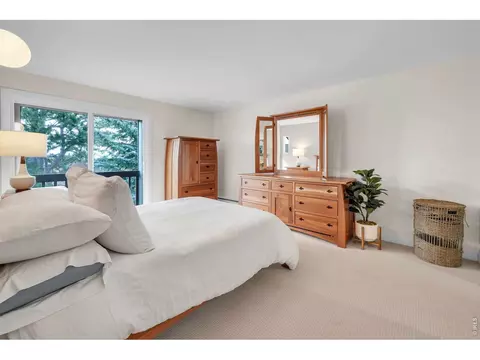 Bedroom - 4286 Greenbriar Blvd, Boulder, CO 80305 photo 2 of 5