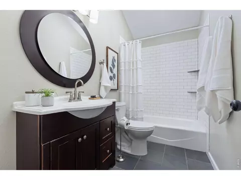 Bath - 1152 Orange Pl, Boulder, CO 80304 photo 3 of 4